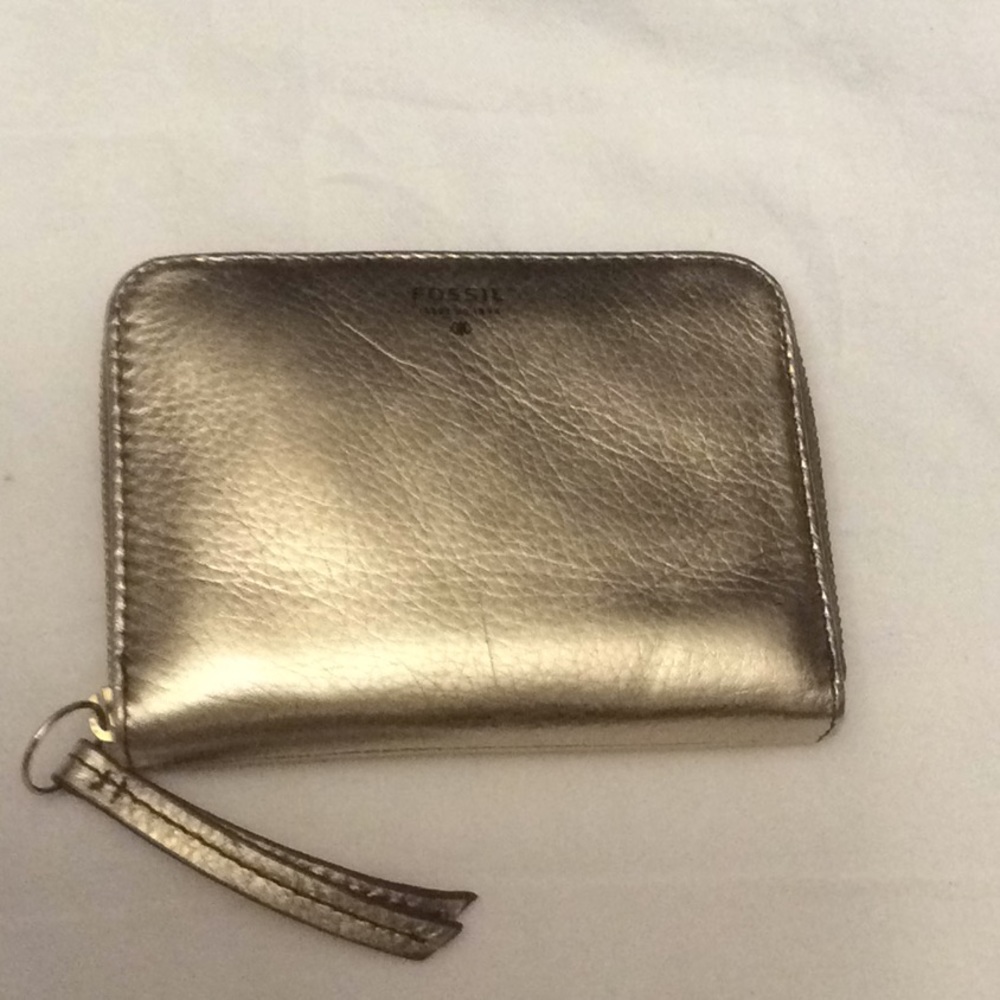 Fossil metallic leather wallet